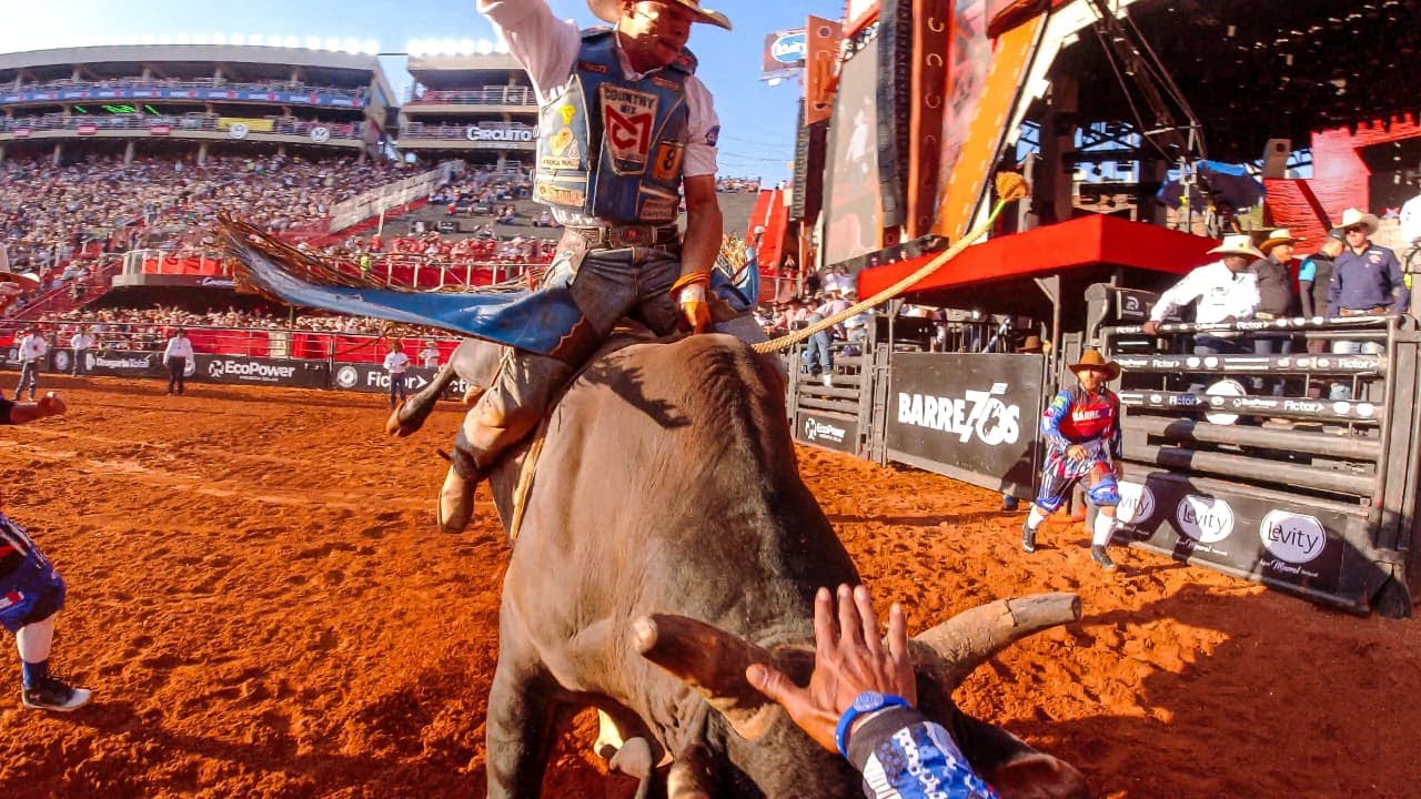 SEMI FINAL EM TOUROS - BARRETOS International Rodeo 2025