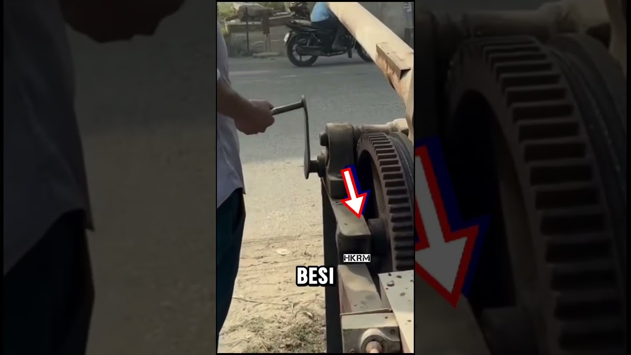 Palang pintu perlintasan kreta yang unik#palangpintukeretaapi #unik #shortvideo #shorts