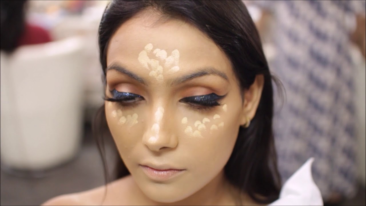 ATUL CHAUHAN MAKEOVERS (angelwing eyelinar)