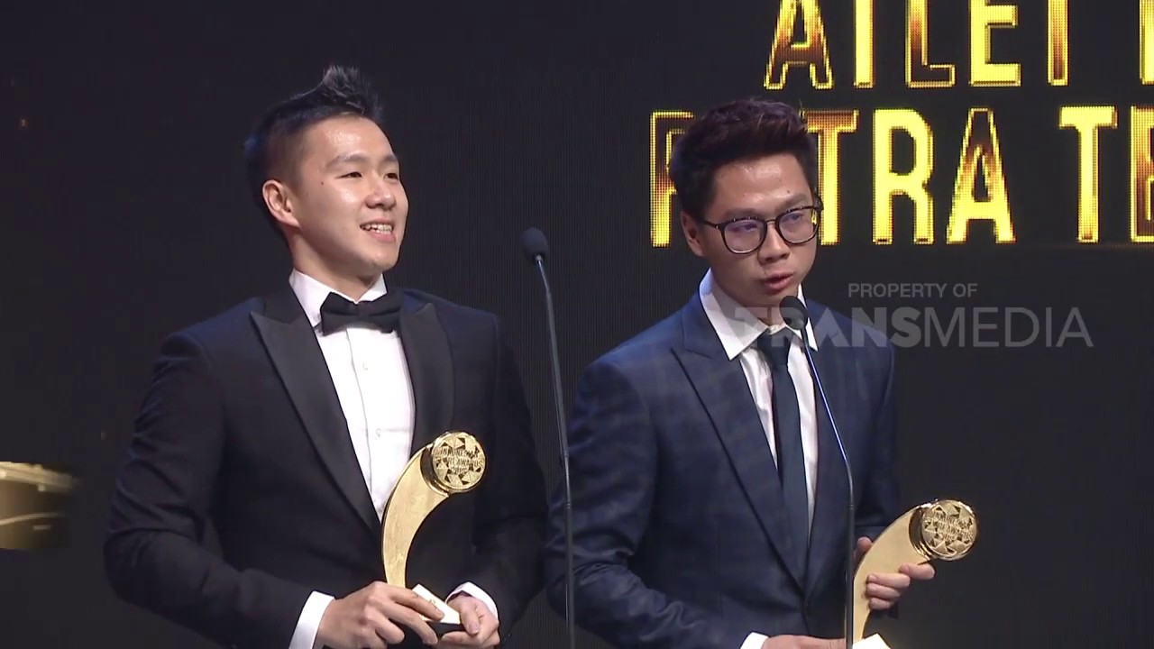 KEVIN - MARCUS SABET KEMENANGAN DUA KATEGORI SEKALIGUS DI ISA 2018