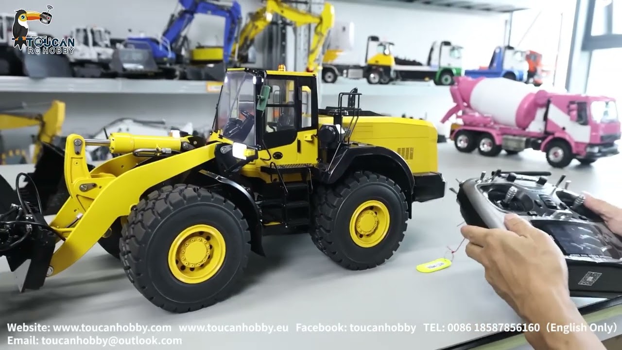 The MTM 1/14 WA480rc loader