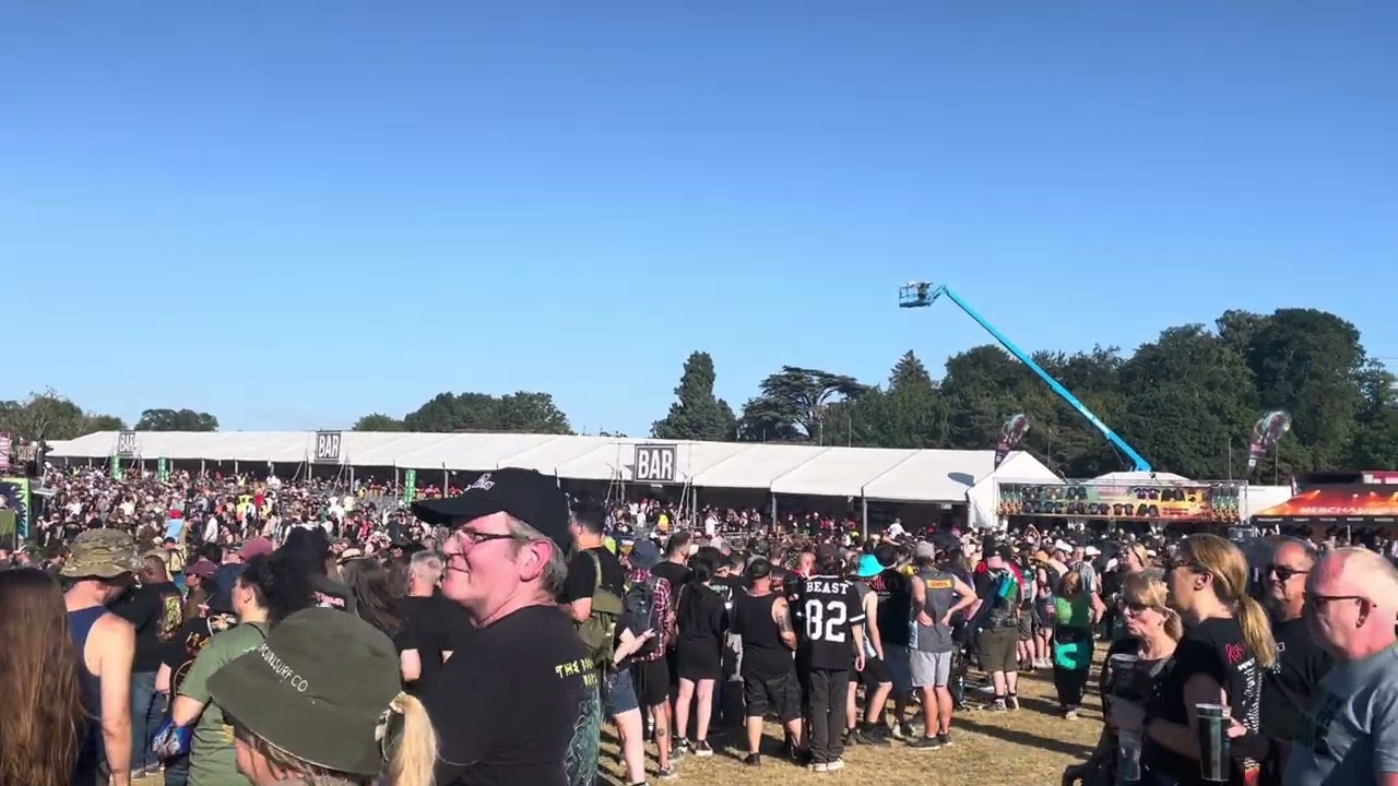 Iron Maiden EddFest 2026 - Walking through Iron Maiden EddFest - Saturday 🎪🤘