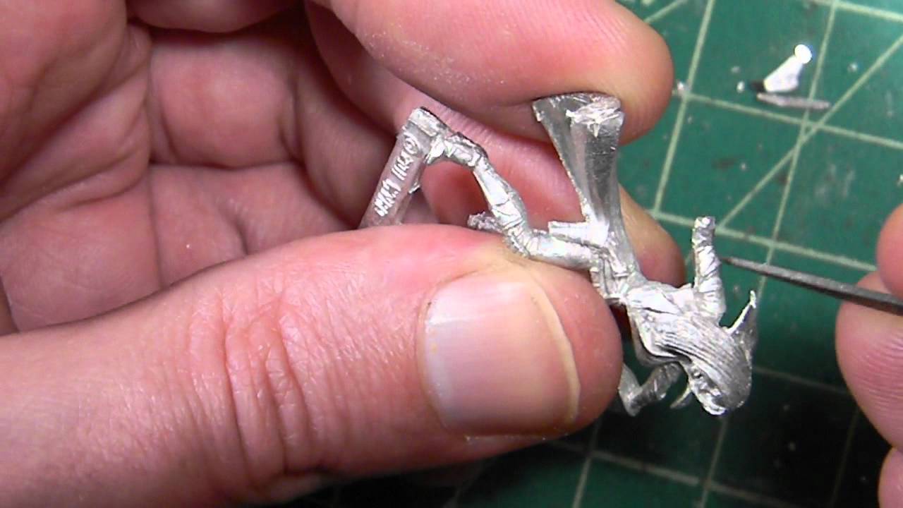 The Basics: How to Remove Flash & Seam Lines from Miniatures