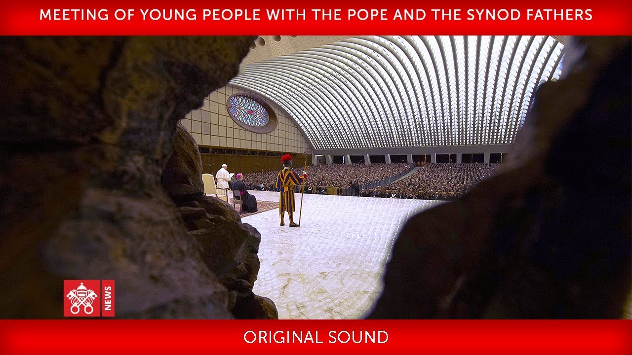 Pope Francis - Paul VI Hall - Meeting with young people 2018-10-06