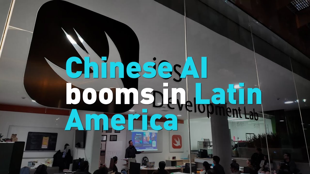 Mexican professionals learning Chinese-backed AI, Mandarin