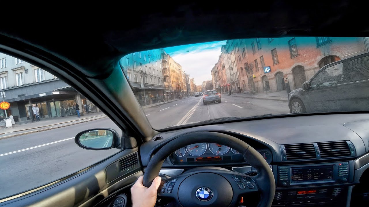 BMW E39 M5 STOCKHOLM CITY | LOUD EXHAUST!!