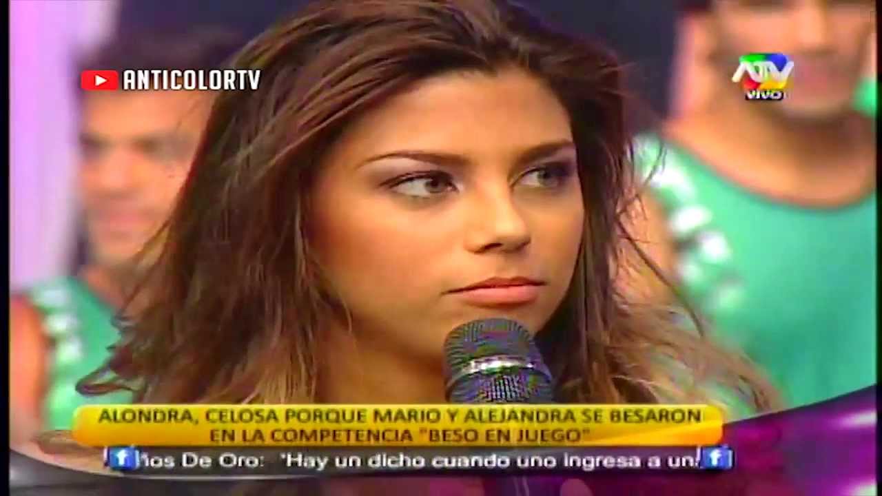 COMBATE Alondra Molesta con Mario Irivarren y Alejandra Baigorria 07/11/13