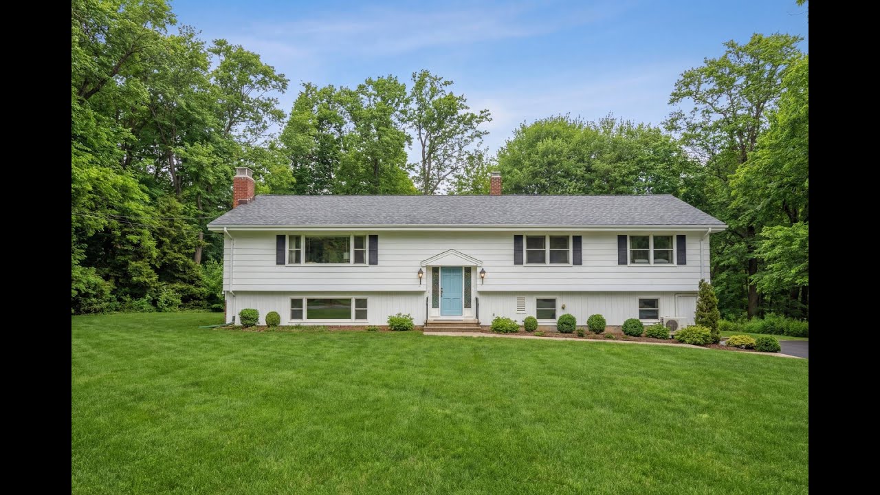 22 Newman Drive Easton, CT | ColdwellBankerHomes.com