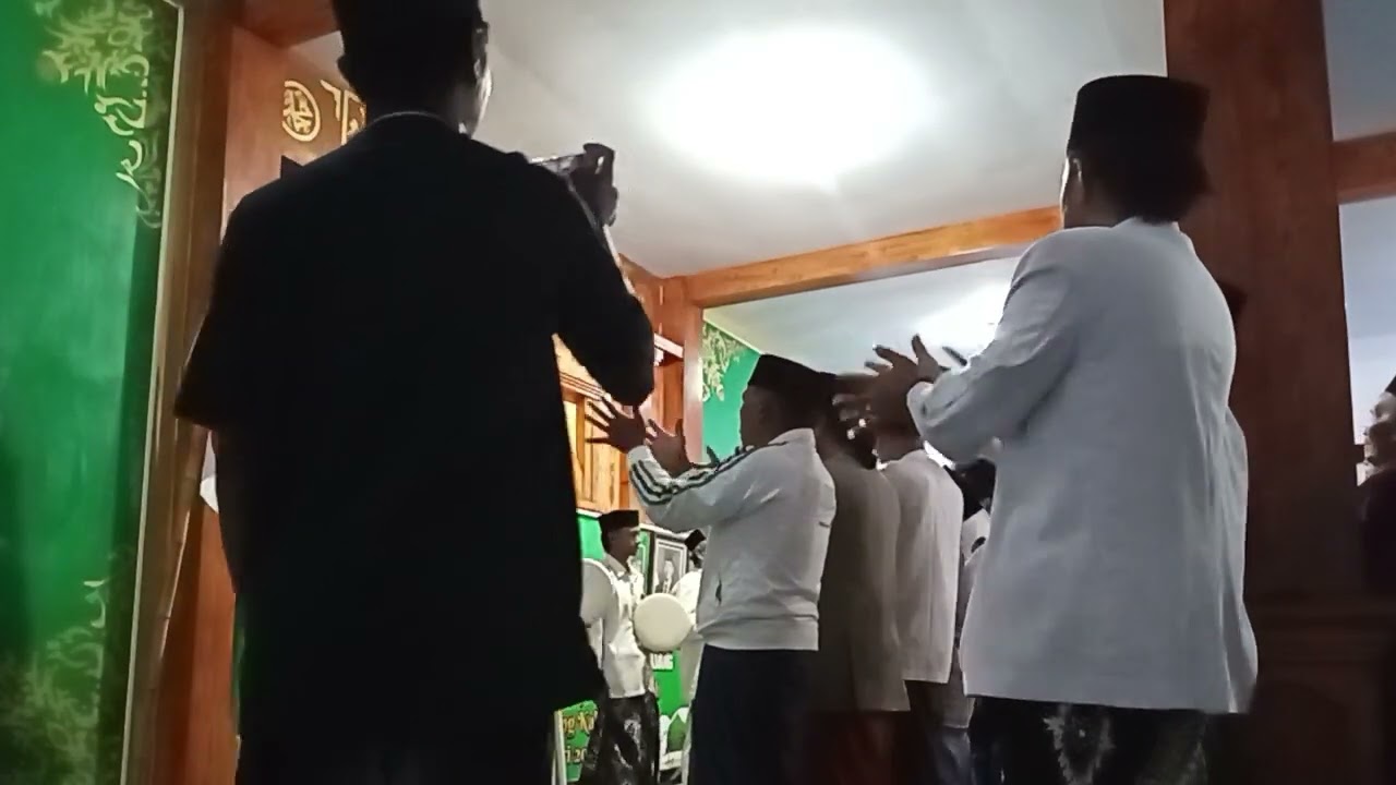 Mahallul qiyam pimpinan ust Rohmat,@ISHARI KH ABDUL MAJID LUMAJANG@