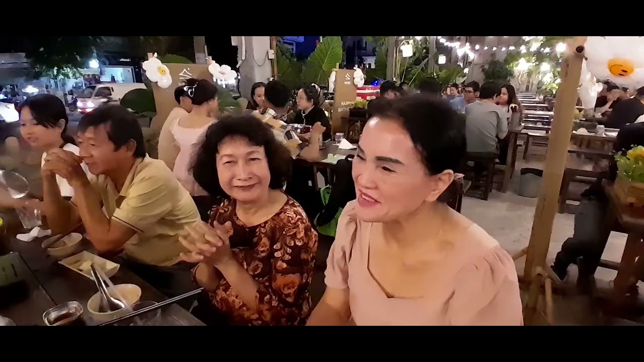 Tất niên 2025 tại Sỏi Thái quán.