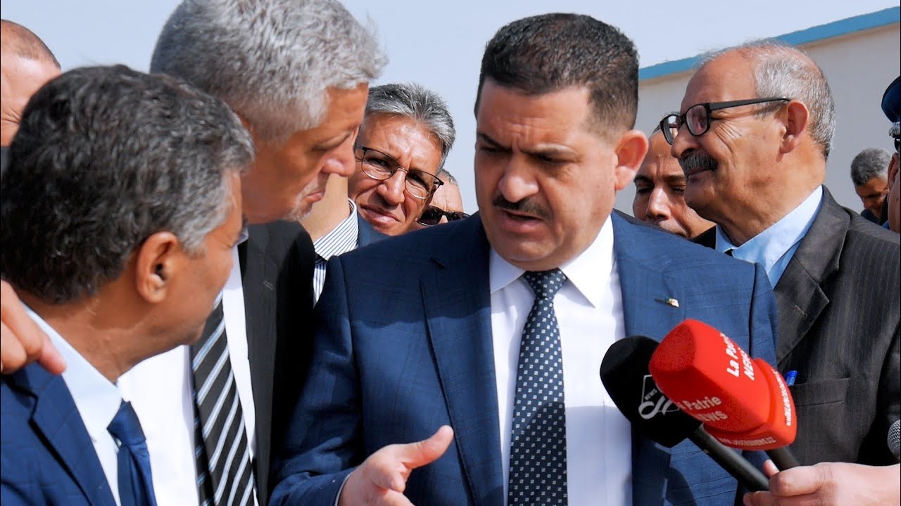 وزير الري : رضا المواطن التيارتي يجب ان يفتك بالعمل والسهر