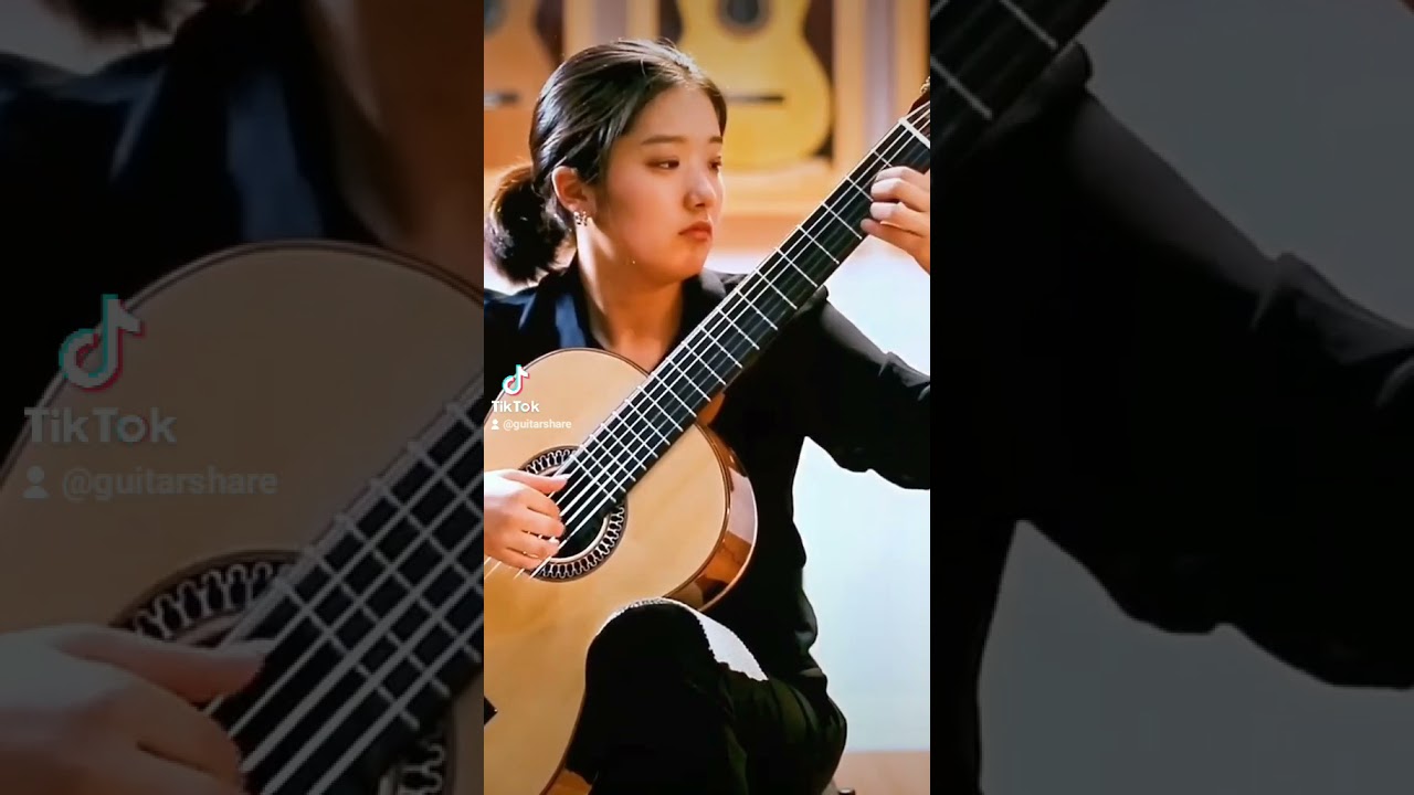 Ai m&ecirc; guitar cổ điển kh&ocirc;ng nhỉ #shorts