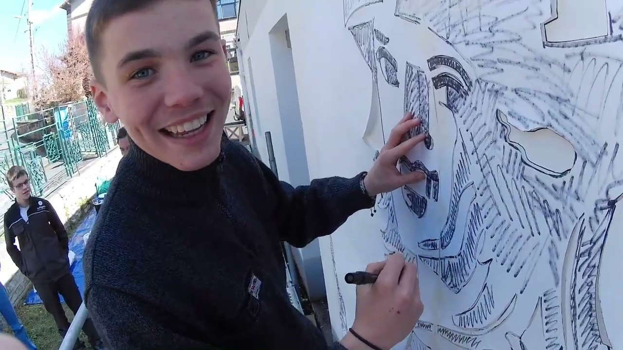 Une fresque au Lycée Professionnel Auguste Aymard