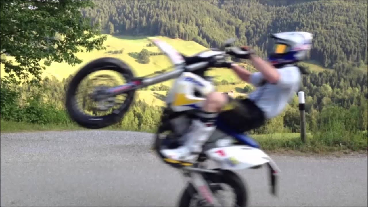 Husaberg FS 570 Lederhosenwheelie