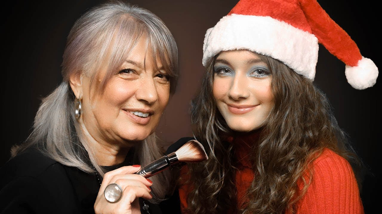 Make-up Artist Does My Make-Up! Christmas Edition!