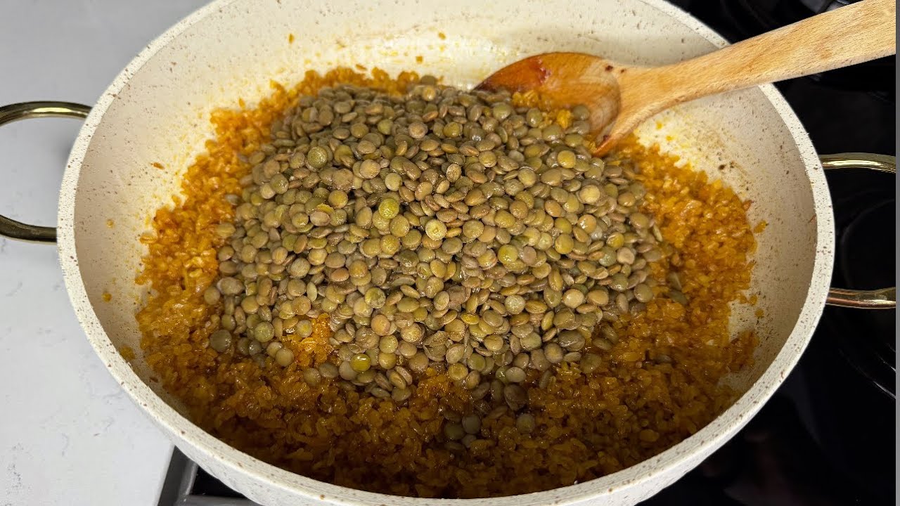 YEŞİL MERCİMEKLİ BULGUR PİLAVINI BİRDE BU ŞEKİLDE DENEYİN👍TAM BİR ŞİFA DEPOSU BULGUR  PİLAVI TARİ F