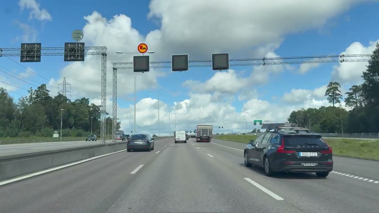 Highway Tour: From Essingeleden to Täby Through Solna