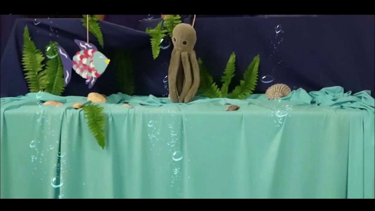 Oberlin Kindergarten, Der Regenbogenfisch (Tischtheater)