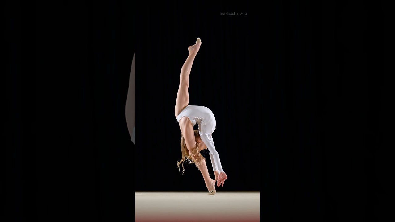 Only a rhythmic gymnast can do this 🤸&zwj;♀️✨
