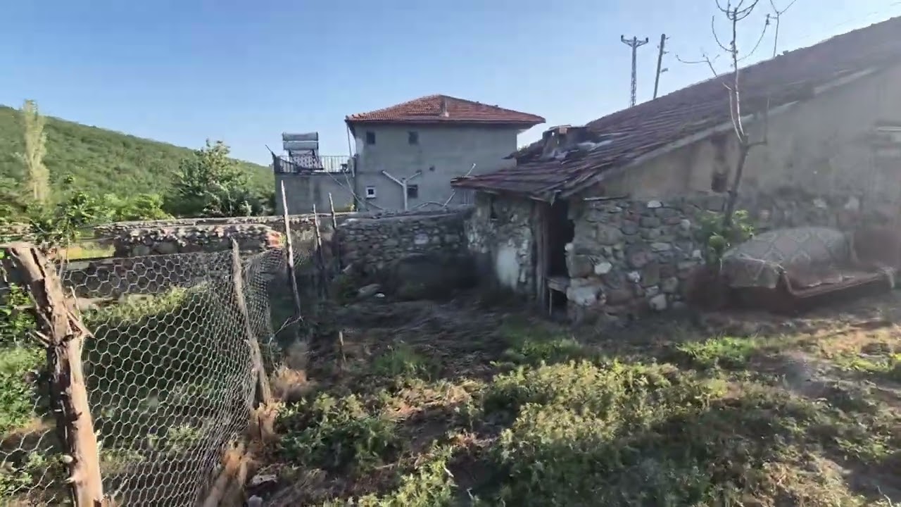 ✅️Satılık Bahçeli Müstakil Ev✅️Amasya Merkez Halıfeli Köyü ✅️Toplam 2.310 M2