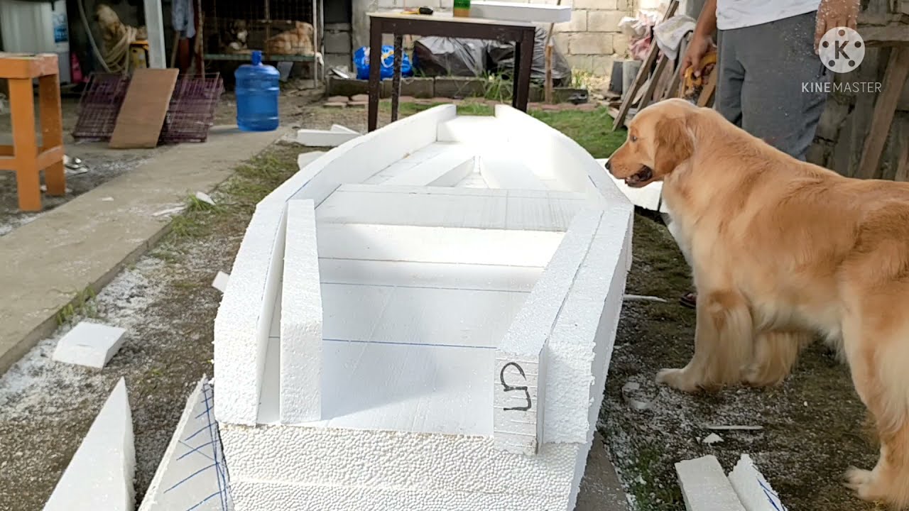 |DAY 1| kayak DIY made out of low dimensity |styrofoam|