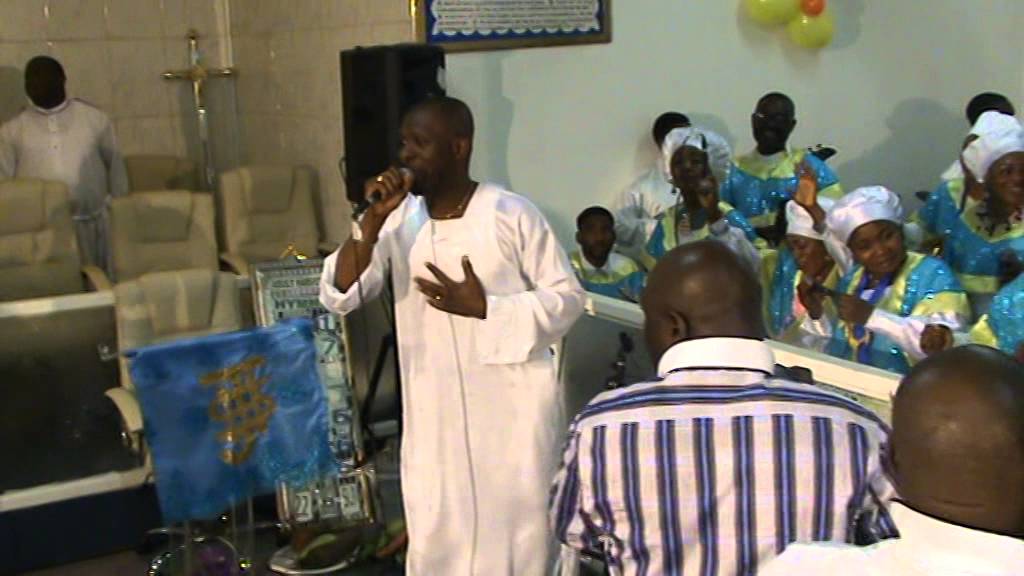 BODE ZANNU LIVE AT CCC ILERI OLUWA PARISH MANCHESTER ADULT HARVEST THANKSGIVING