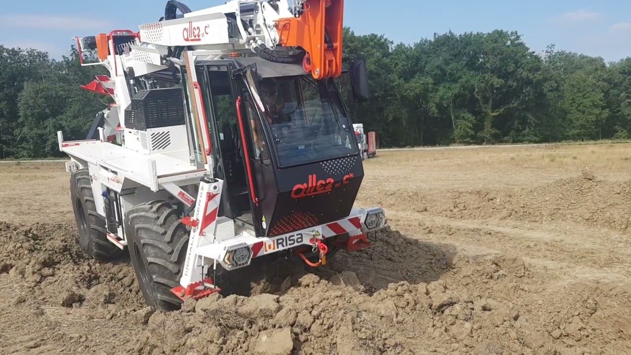 CHALLENGER 8SRT en action en terrain difficile!