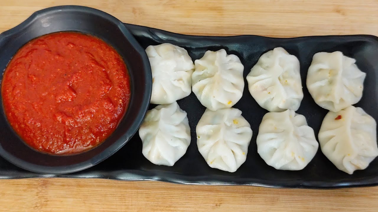 चौमासा स्पेशल मोमोस और चटनी रेसिपी - Chomasa Special Momos Recipe