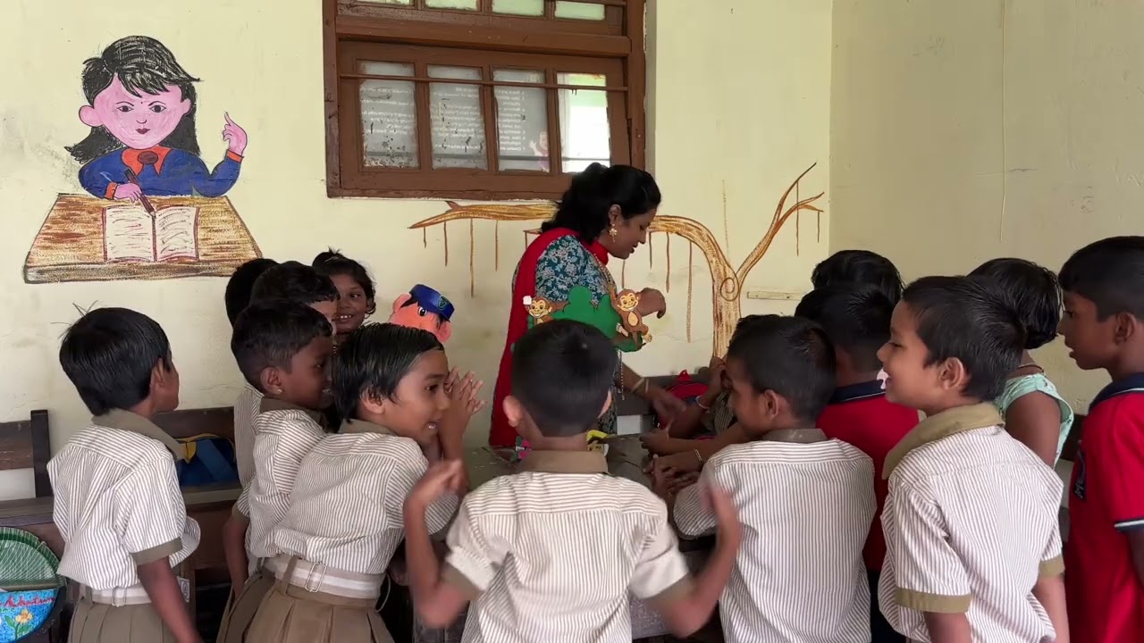 Story time with props  #Cap-seller and the monkeys #piku #school # PMS GSSS GARACHARMA
