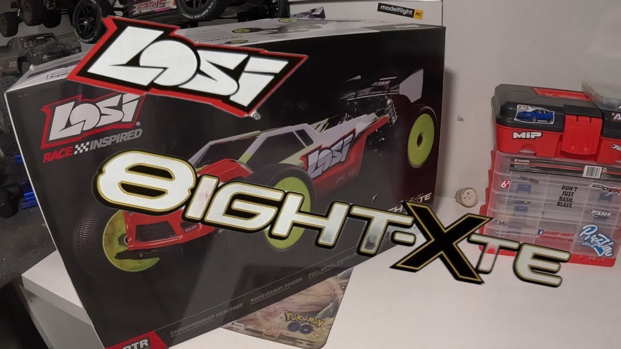 Losi 8IGHT-XTE Unboxing 🔥 1/8 Electric Truggy Built for Racing! | ScottsRC14