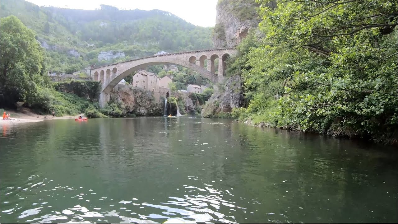 Kayaking the Tarn - Day 1 - Sainte Enimie to Pas de Soucy