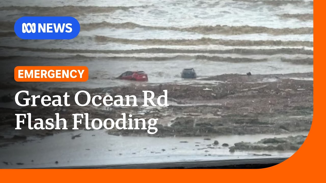 Flash flooding sweeps cars into the sea along Victoria's Great Ocean Road | ABC NEWS