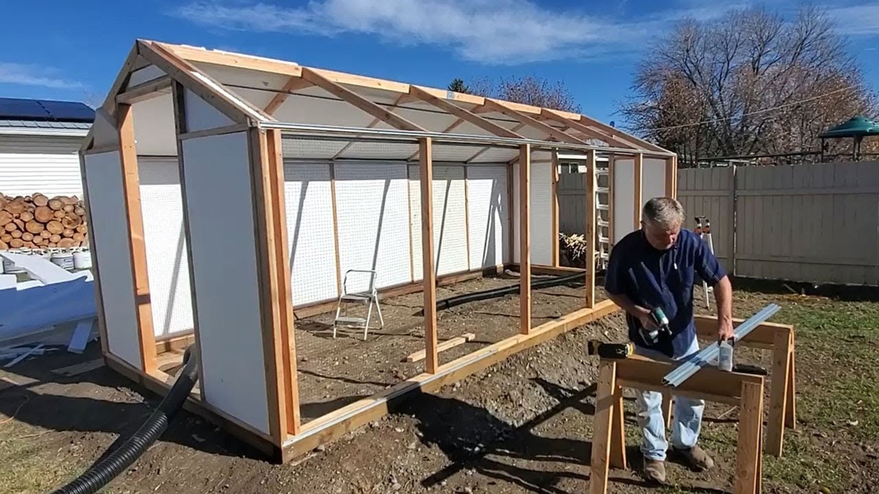 How to Build a Geothermal Greenhouse