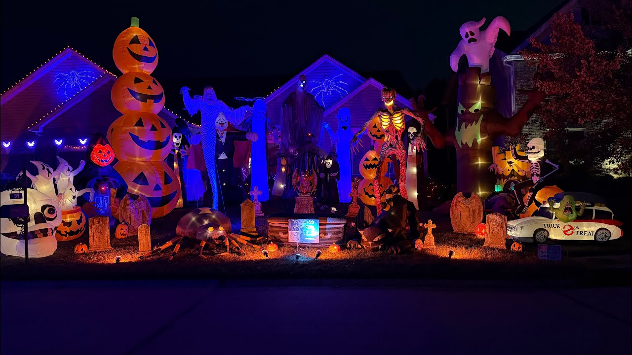 Halloween display 2025