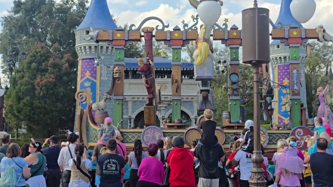 Disney Festival of Fantasy Parade 2026 #magickingdom 