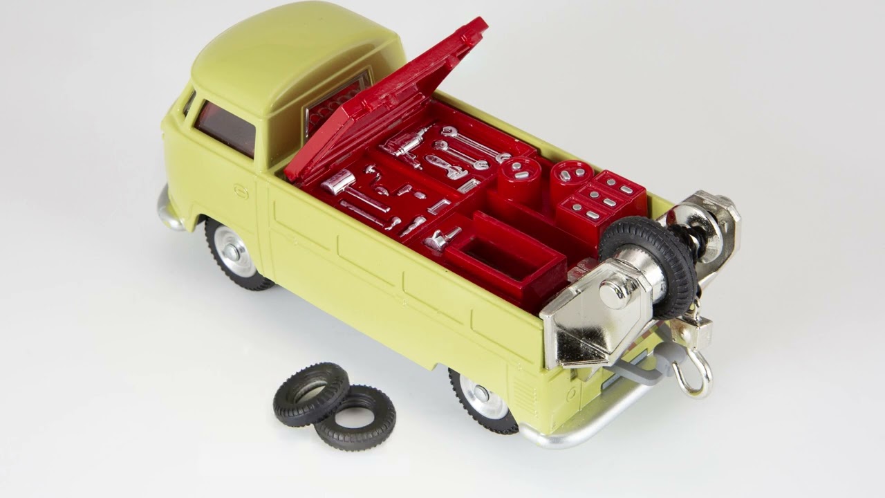 Corgi Model Club's Exclusive Re-issue of the Corgi Toys 490 Volkswagen Breakdown Truck