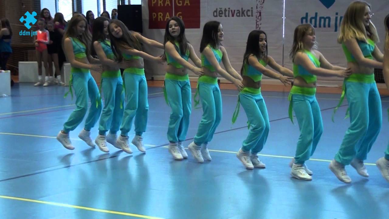 2016 04 11 / Děti v akci / 63 / Aerobic Karly Urbanové
