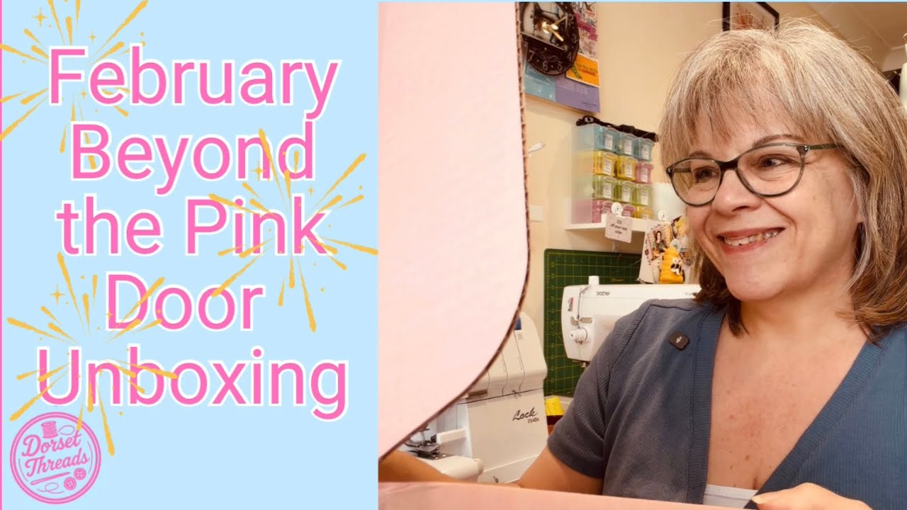 Распаковка: февральская подписная коробка Beyond the Pink Door «Think Pink».