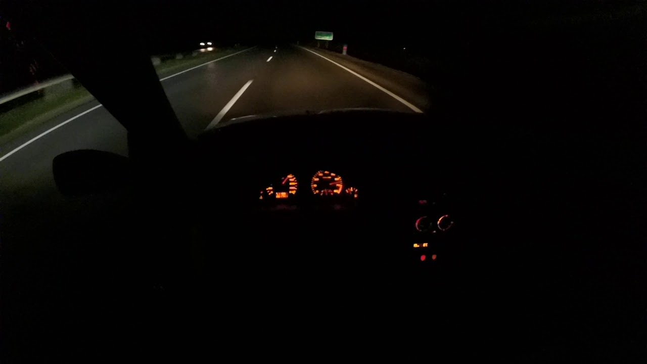 Suzuki Swift Sport 1.4T vs Peugeot 306 GTI-6 acceleration