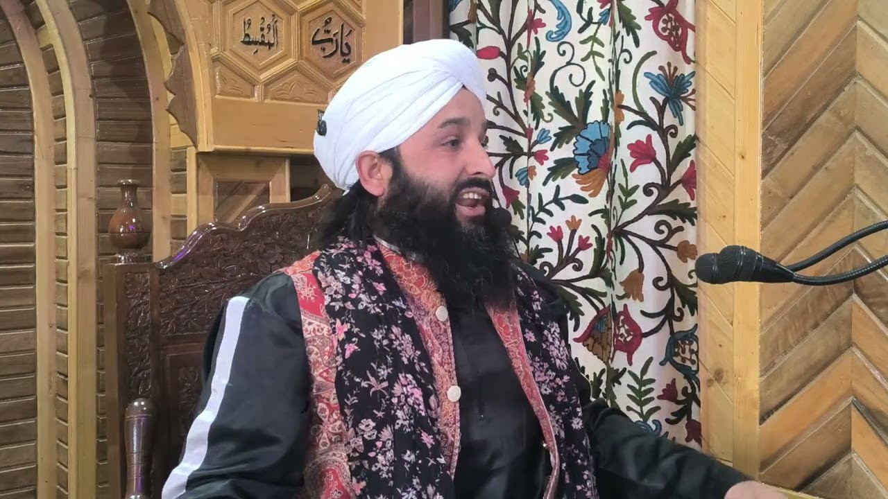 At Lethpora Moulana Showkat ah Qadri sahab 🙏🙏🙏