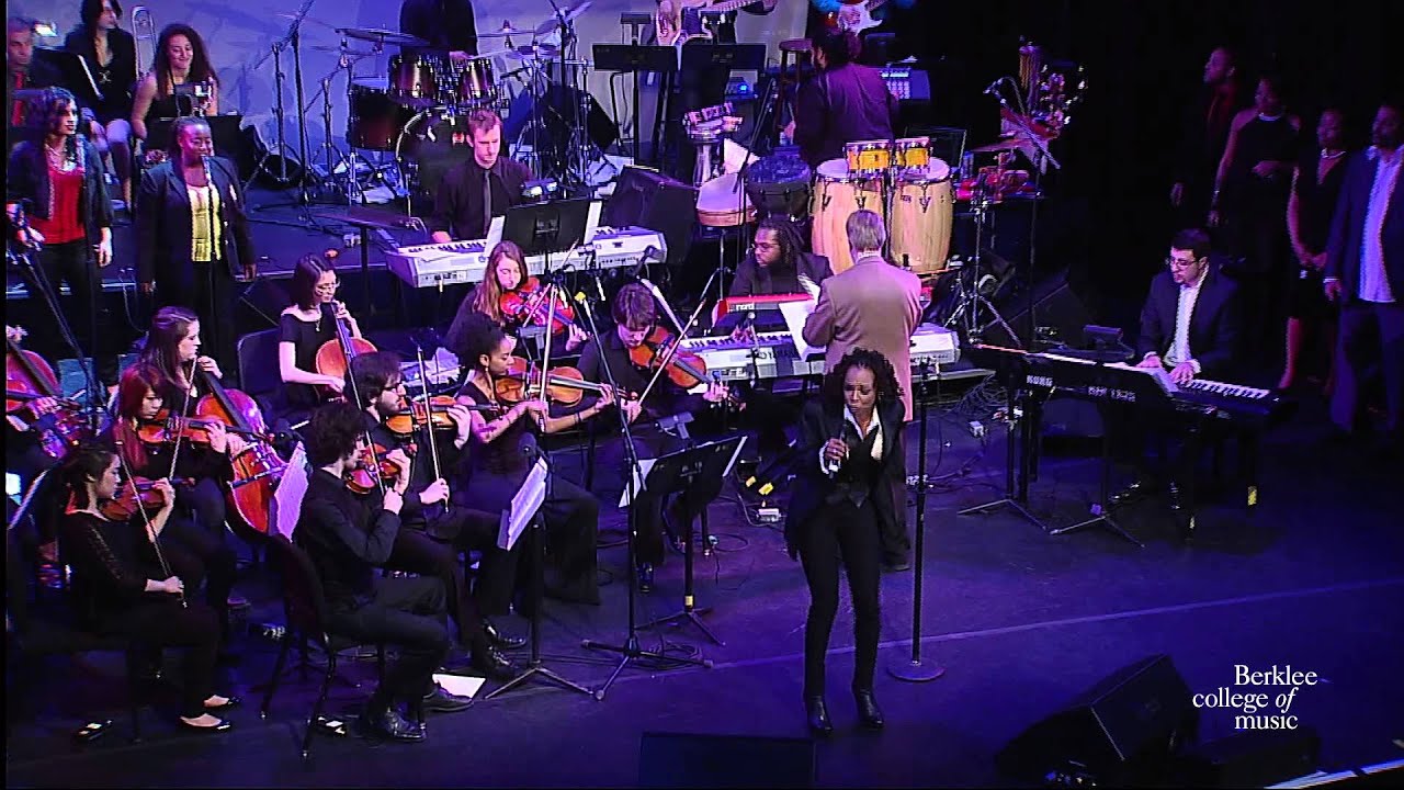 Seidah Garrett Performs Man in the Mirror at Berklee