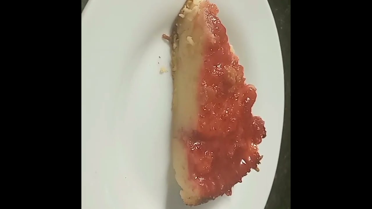 (Passo a passo) Como fazer uma deliciosa torta de Ricota com geleia de morango