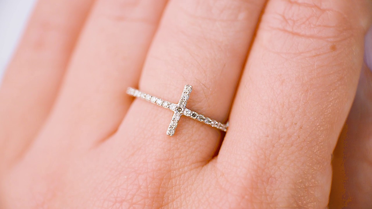 CROSS RING (INCLUDES 27 DIAMONDS)
