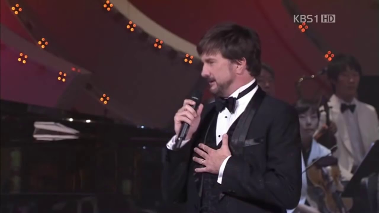 This is the momemt 지금 이 순간 brad little
