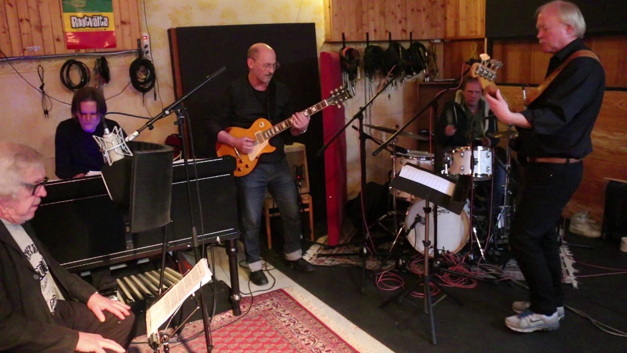 Arnesen Blues Band feat. Claes Janson - Everyday I Have The Blues
