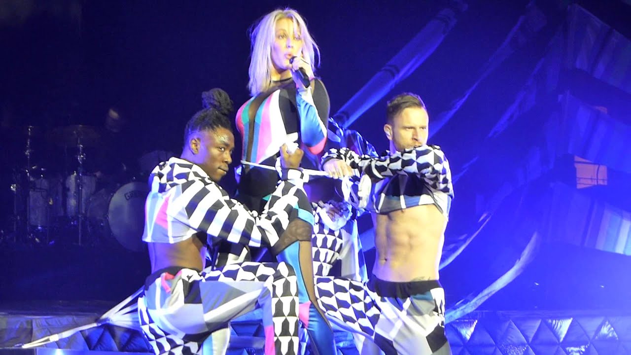 Ellie Goulding - Keep On Dancin', Don't Need Nobody (HD) @ Max-Schmeling-Halle Berlin 22.01.16