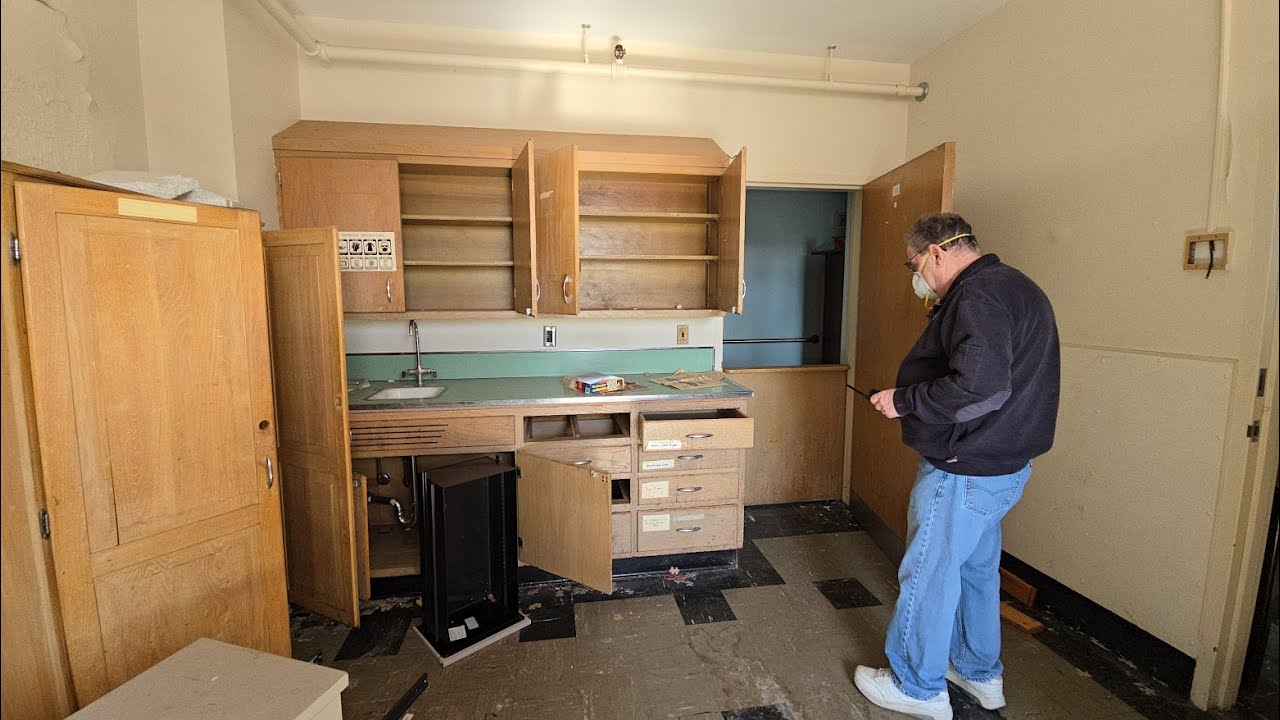 Harrisburg State Hospital Tour With Former Employees