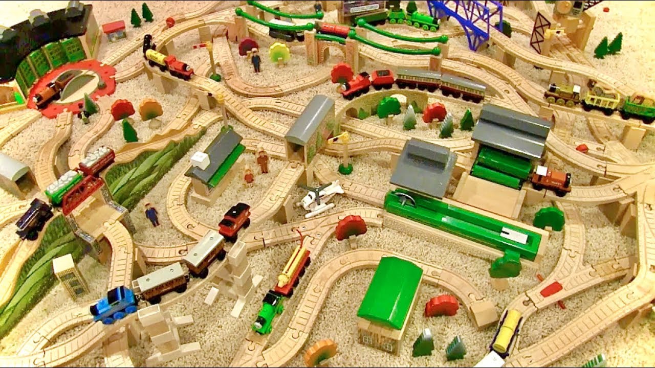Thomas Wooden Railway Layout - 1998 Yearbook Layout (2019)