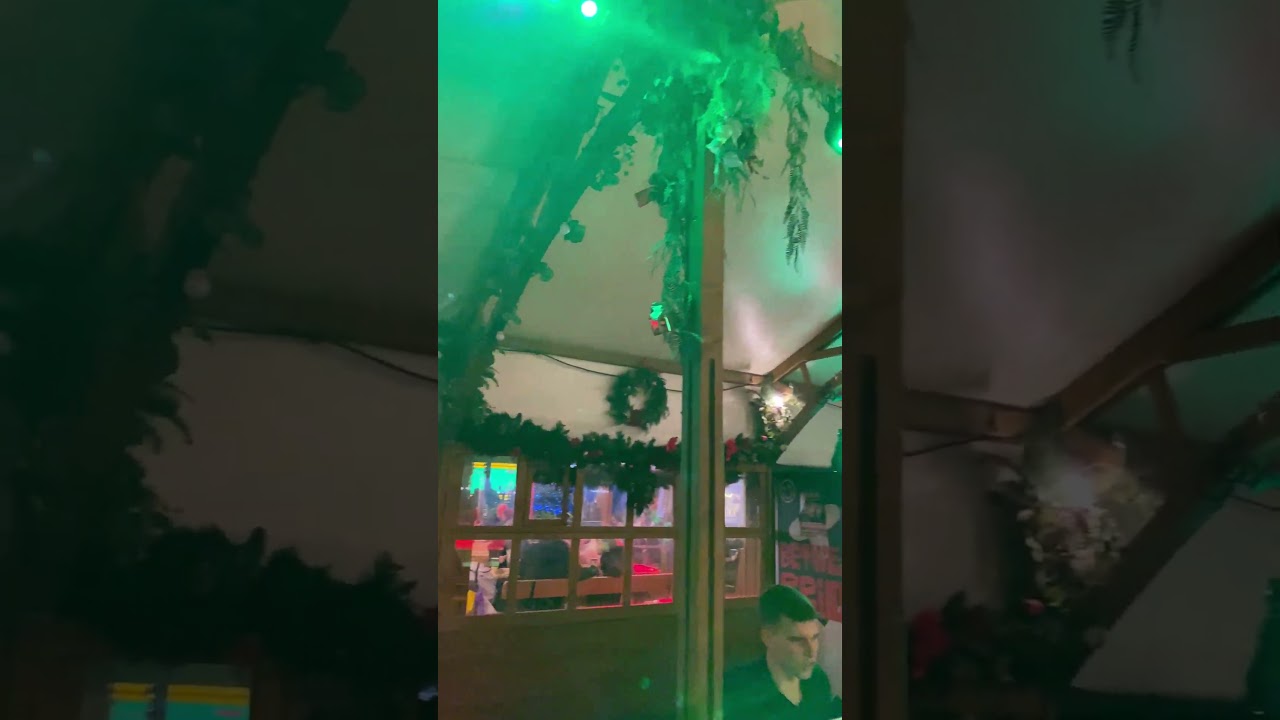 Christmas Market near London Eye (런던아이 근처 크리스마스마켓에서)
