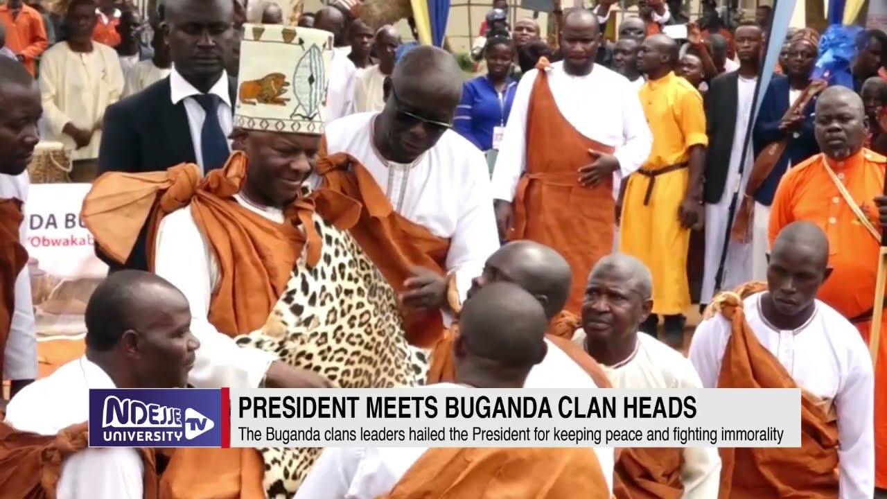 PRESIDENT MEETS UP WITH  BUGANDA CLAN HEADS